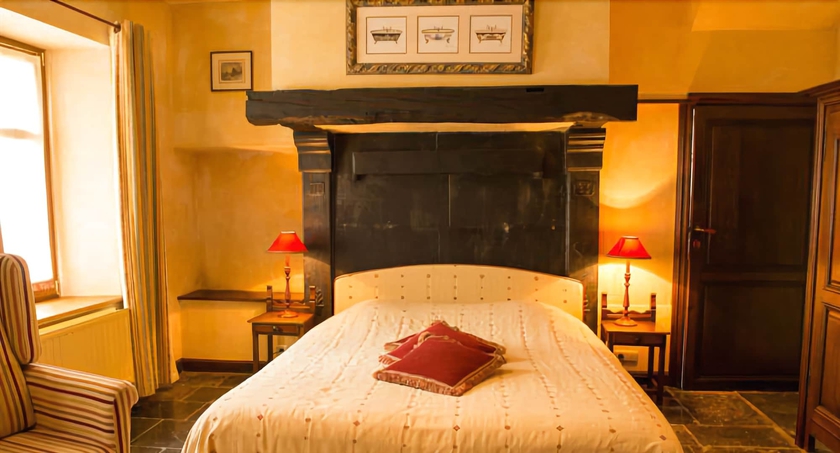 Imagen de la habitación del Hotel Le Vieux Durbuy. Foto 7