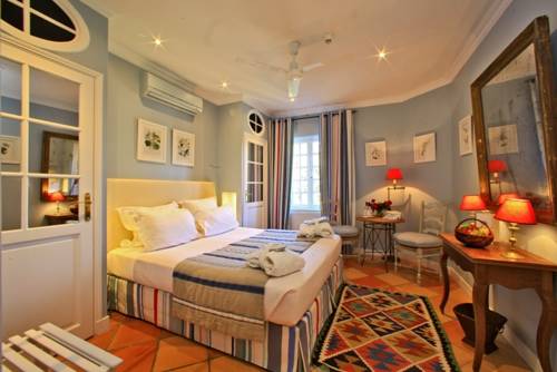 Imagen de la habitación del Hotel Le Vieux Logis, Tremolat. Foto 8
