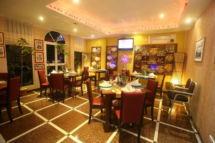 Imagen del bar/restaurante del Hotel Le Vieux Nice Inn. Foto 10