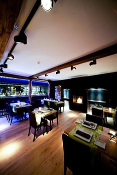 Imagen del bar/restaurante del Hotel Le Vieux Pont. Foto 4