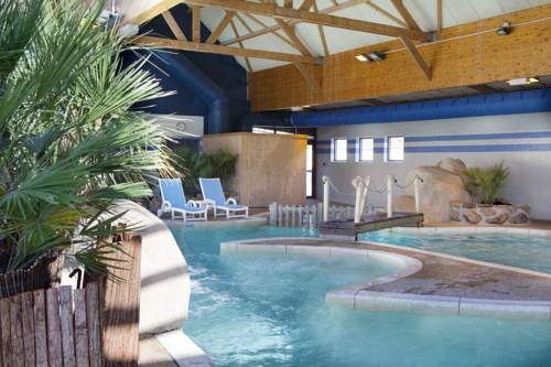 Imagen de la habitación del Hotel Le Village Cancalais. Foto 2