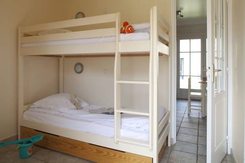 Imagen de la habitación del Hotel Le Village Cancalais. Foto 9