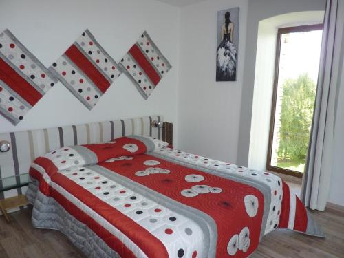 Imagen de la habitación del Hotel Le Village Gaulois. Foto 10