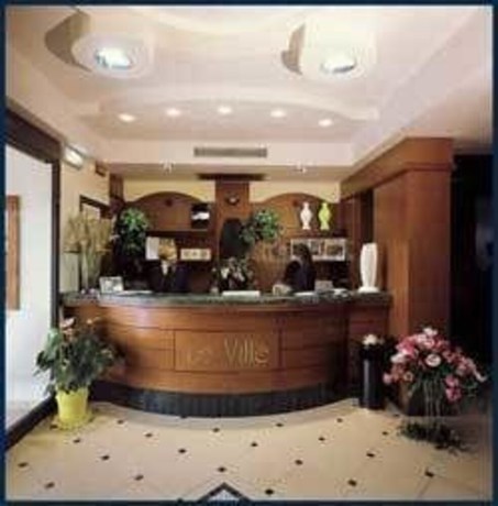 Imagen de los interiores del Hotel Le Ville, San Colombano. Foto 10