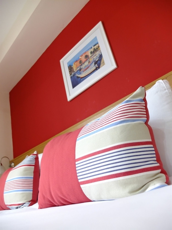 Imagen de la habitación del Hotel Le Villé. Foto 5