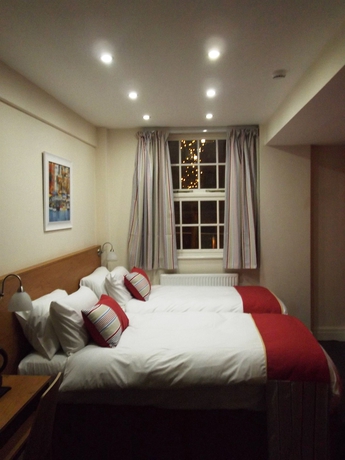 Imagen de la habitación del Hotel Le Vill&eacute;, Manchester. Foto 8