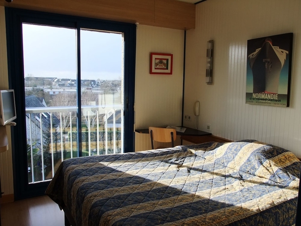 Imagen de la habitación del Hotel Le Voltaire, Rennes. Foto 9