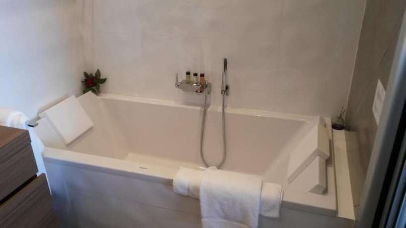 Imagen de la habitación del Hotel Le Week End. Foto 6