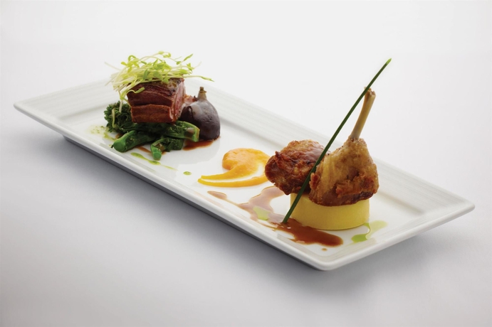 Imagen del bar/restaurante del Hotel Le Westin Montréal. Foto 8