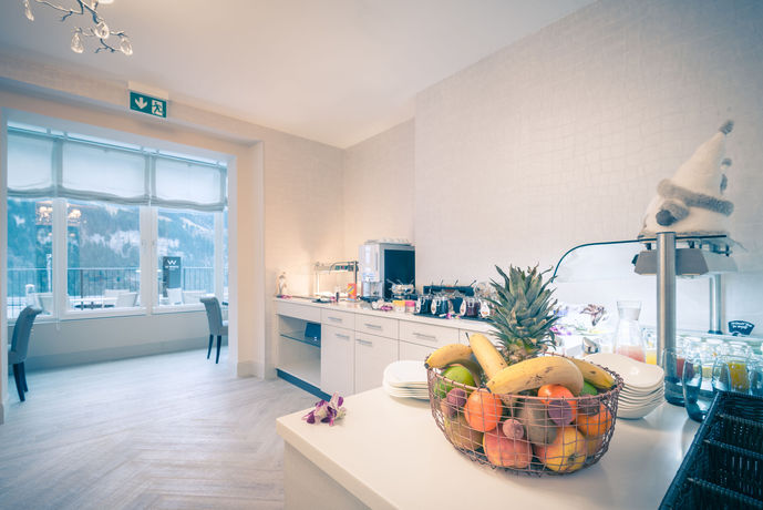 Imagen del bar/restaurante del Hotel Le White. Foto 6