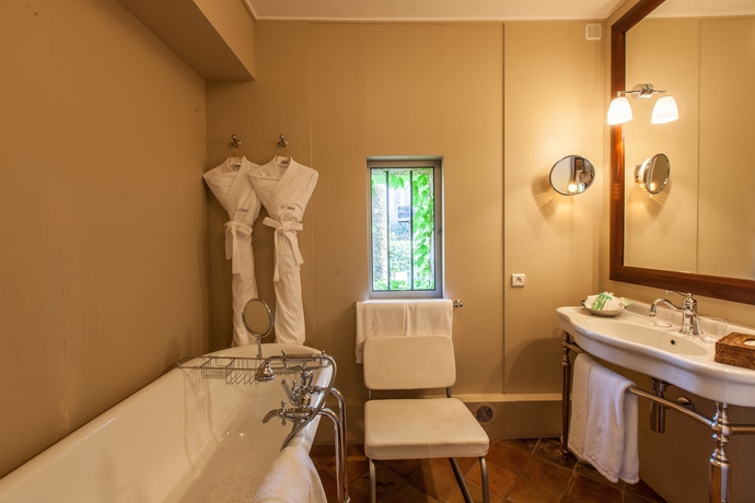 Imagen de la habitación del Hotel Le Yaca Saint-tropez. Foto 3