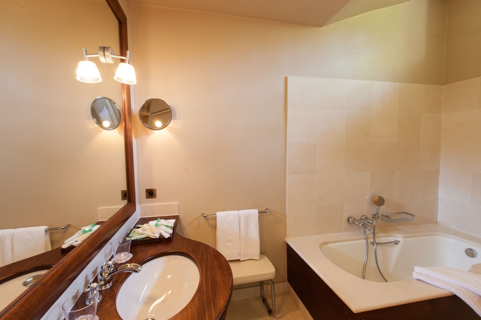 Imagen de la habitación del Hotel Le Yaca Saint-tropez. Foto 5