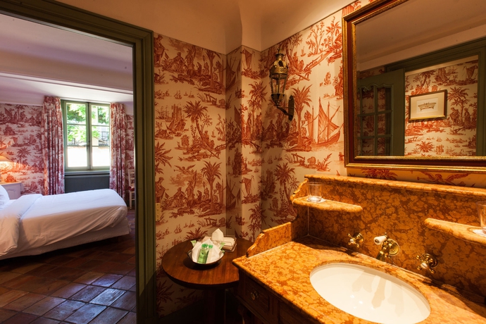 Imagen de la habitación del Hotel Le Yaca Saint-tropez. Foto 6