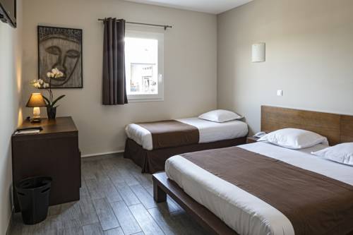 Imagen de la habitación del Hotel Le Ya'tis. Foto 13