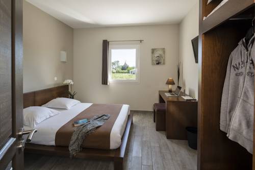 Imagen de la habitación del Hotel Le Ya'tis. Foto 17