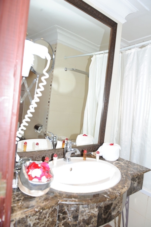 Imagen de la habitación del Hotel Le Zenith, Casablanca. Foto 4