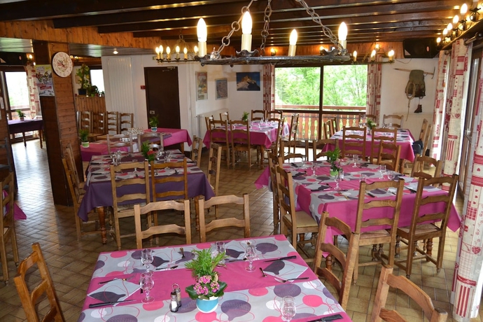 Imagen del bar/restaurante del Hotel Le gîte Cap France. Foto 3