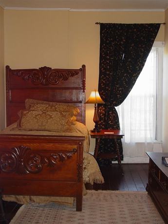Imagen de la habitación del Hotel L&eacute;ger Restaurant and Saloon. Foto 13