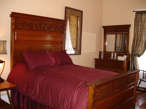 Imagen de la habitación del Hotel L&eacute;ger Restaurant and Saloon. Foto 18