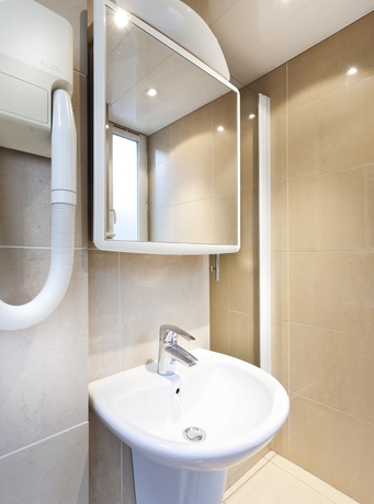 Imagen de la habitación del Hotel L&eacute;na, Gare du Nord. Foto 3
