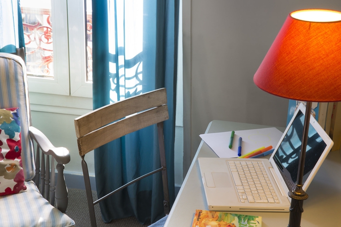 Imagen de la habitación del Hotel Léopold, París. Foto 5