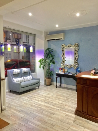 Imagen de los interiores del Hotel L&eacute;pante, Niza. Foto 17