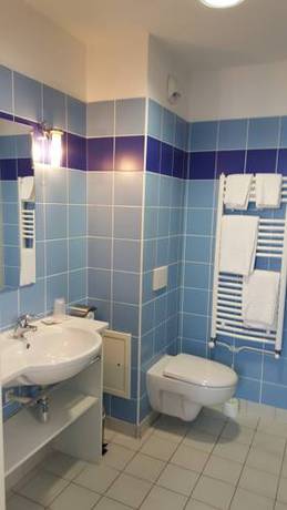 Imagen de la habitación del Hotel L'&eacute;tape De Santenay. Foto 5