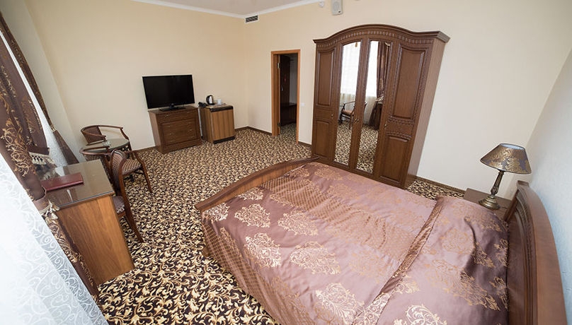 Imagen de la habitación del Hotel Leader. Foto 4