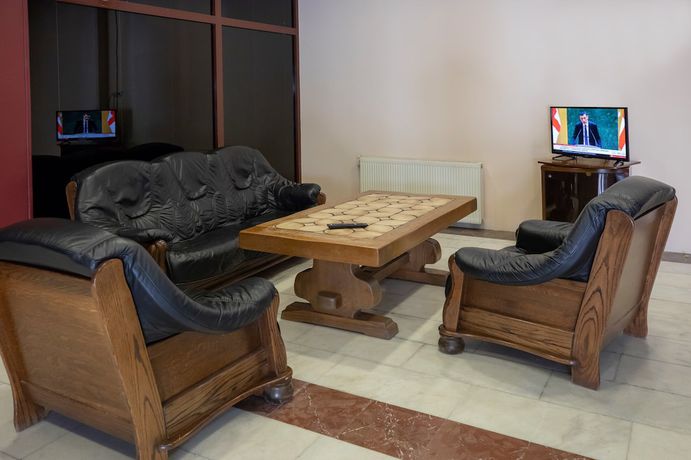 Imagen de los interiores del Hotel Leader. Foto 15