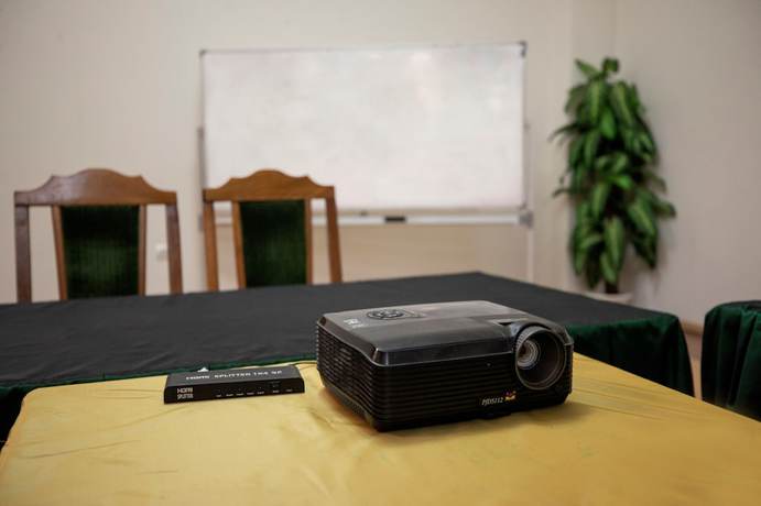 Imagen de los interiores del Hotel Leader. Foto 17