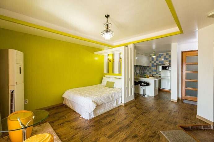 Imagen de la habitación del Hotel Leaders Pension. Foto 19