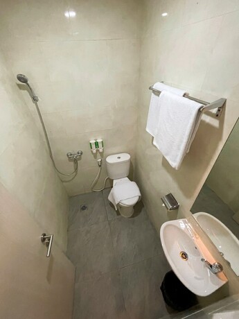 Imagen general del Hotel Leaf, Taman Sari. Foto 7