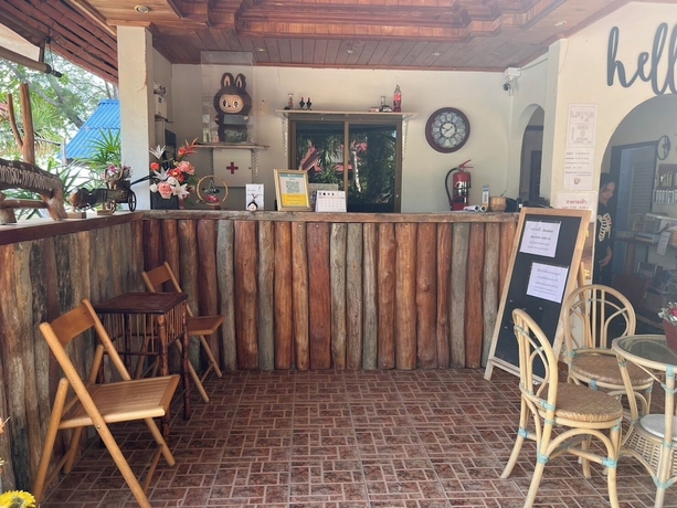 Imagen de los interiores del Hotel Leamsai Beach Resort. Foto 15