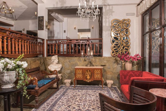 Imagen de los interiores del Hotel Leandros. Foto 16