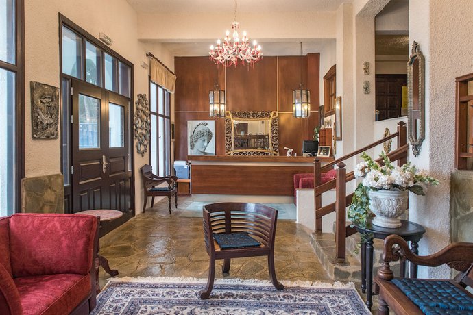 Imagen de los interiores del Hotel Leandros. Foto 20