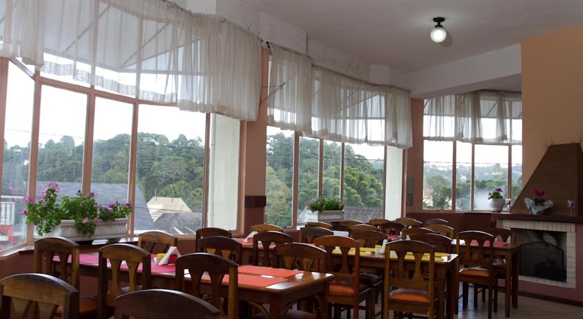 Imagen del bar/restaurante del Hotel Leão Da Montanha. Foto 2