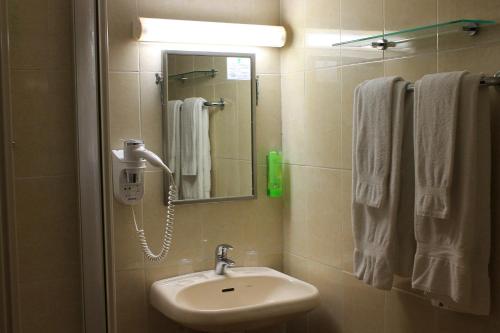 Imagen de la habitación del Hotel L\'eau Vive. Foto 6