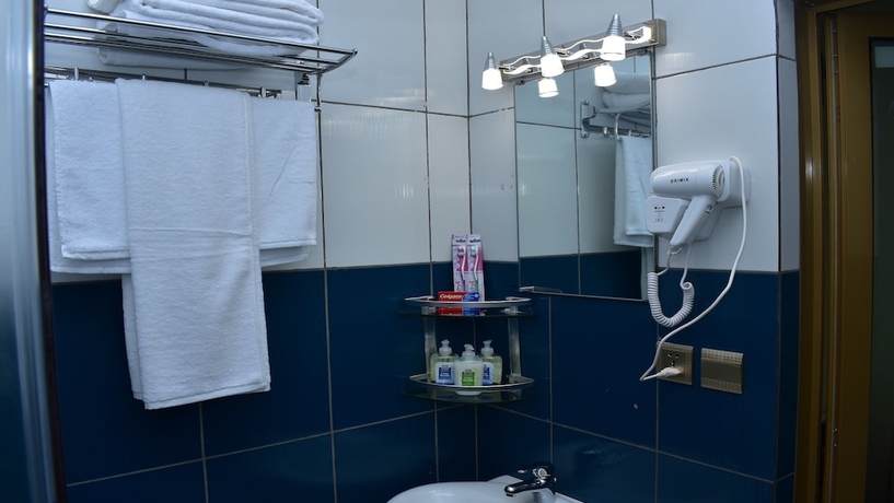 Imagen de la habitación del Hotel Lebanon. Foto 3