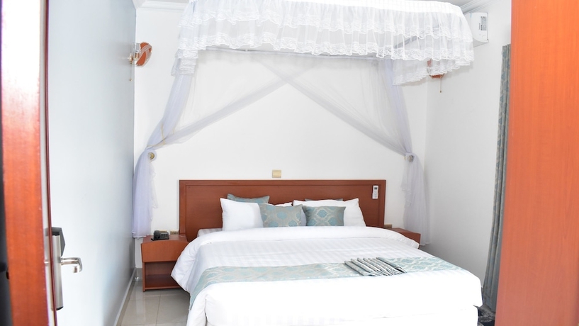 Imagen de la habitación del Hotel Lebanon. Foto 8
