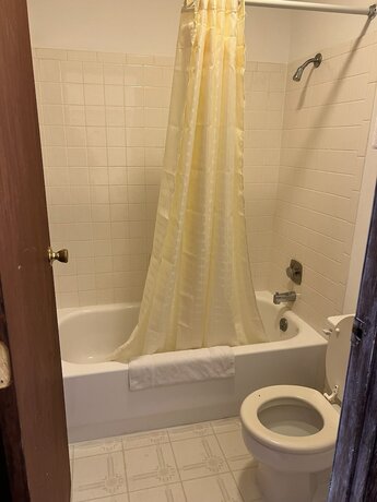 Imagen de la habitación del Hotel Lebanon Inn Motel. Foto 8