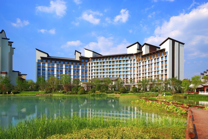 Imagen de los exteriores del Hotel Lebanshan Hefei. Foto 10
