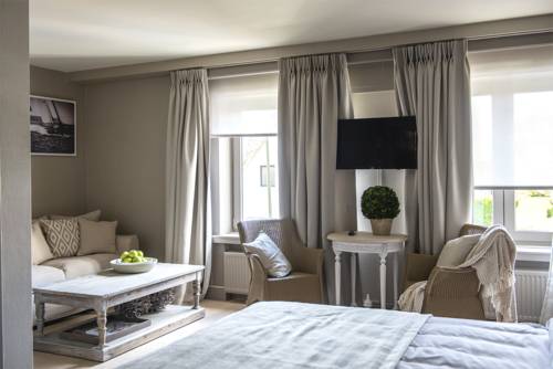 Imagen de la habitación del Hotel Lebeau. Foto 13