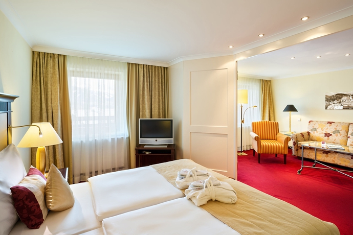 Imagen de la habitación del Hotel Lebenberg Schlosshotel-kitzbühel. Foto 3