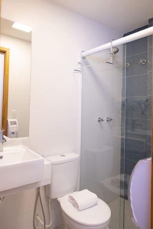 Imagen de la habitación del Hotel Leblon Design. Foto 3