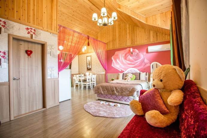 Imagen de la habitación del Hotel Lebois Pension. Foto 4