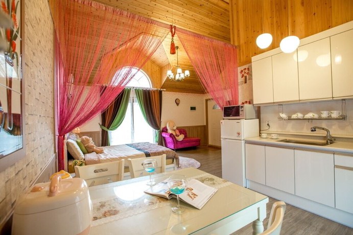 Imagen de la habitación del Hotel Lebois Pension. Foto 11