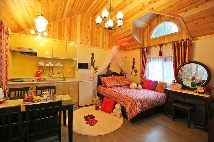 Imagen de la habitación del Hotel Lebois Pension. Foto 15