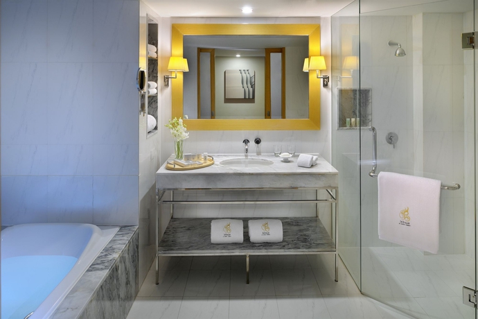 Imagen de la habitación del Hotel Lebua At State Tower - Sha Extra Plus. Foto 4