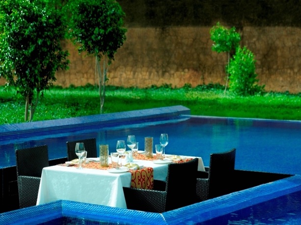 Imagen de la piscina del Hotel Lebua Lodge at Amer, Jaipur. Foto 14