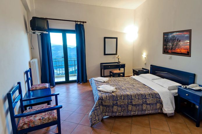 Imagen de la habitación del Hotel Lecadin. Foto 5